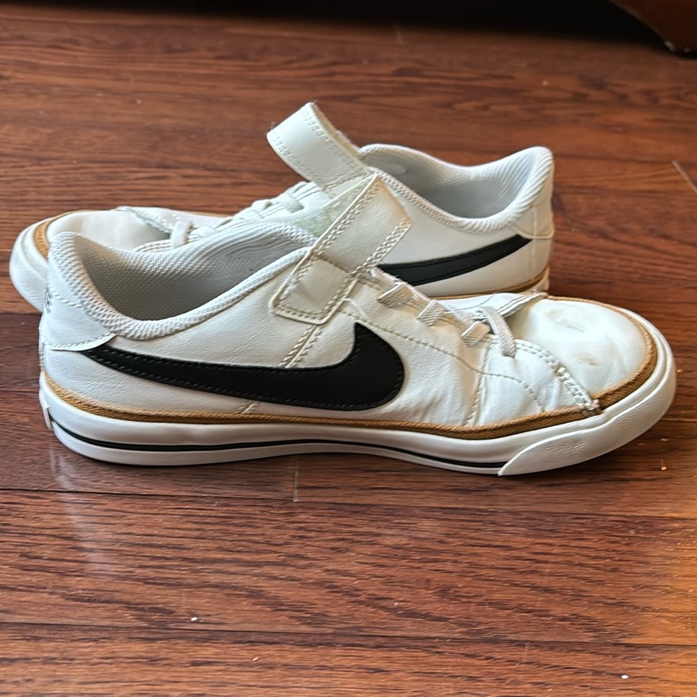 Nike blazer low size 3y